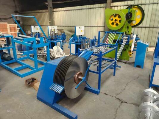 Production Speed 220-280m/H 9 Strips BTO-22 Razor Barbed Wire Machine