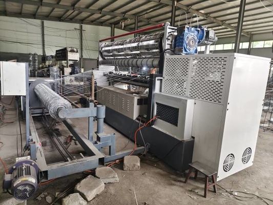 طول شبكة 200 متر ثابت عقدة الماشية سياج آلة حجم ثقب 3 بوصات