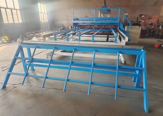 حجم الثقب 200 * 50 مم سياج سلك شبكة آلة لحام 380 فولت 50 هرتز