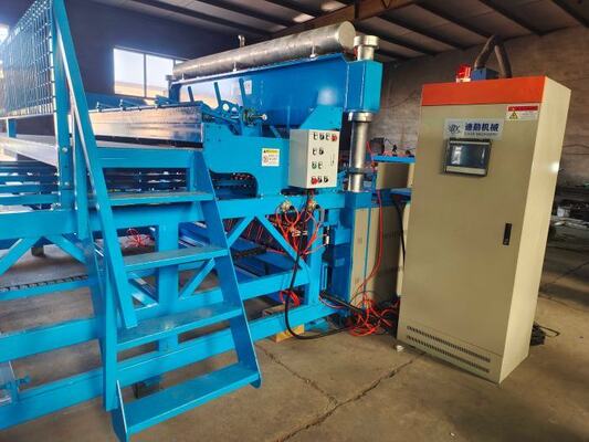 ديلتا PLC الشبكة حجم 2.4 * 6m آلة لحام الشبكة المعززة CNC